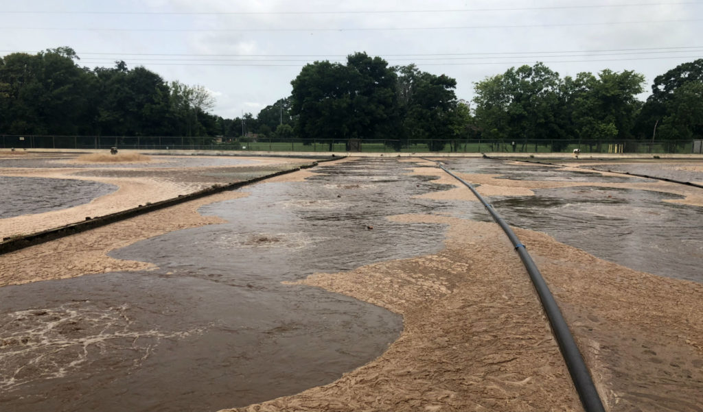 How to reduce maintenance requirements of wastewater sludge